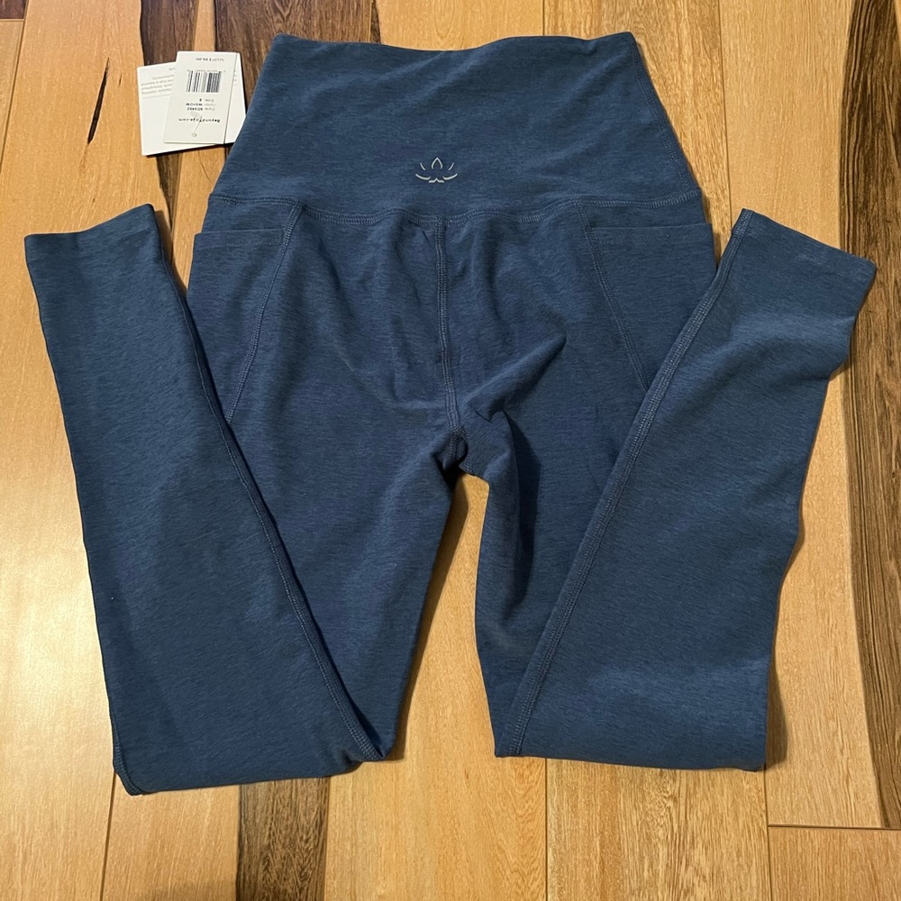 NWT Beyond Yoga leggings